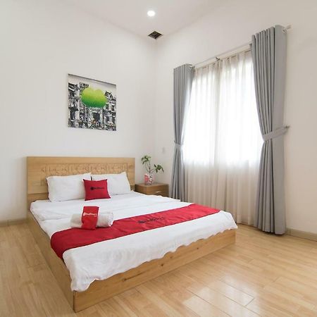 Reddoorz Near Nguyen Hue Walking Street 2 - Dorms Available Хошимин Екстериор снимка